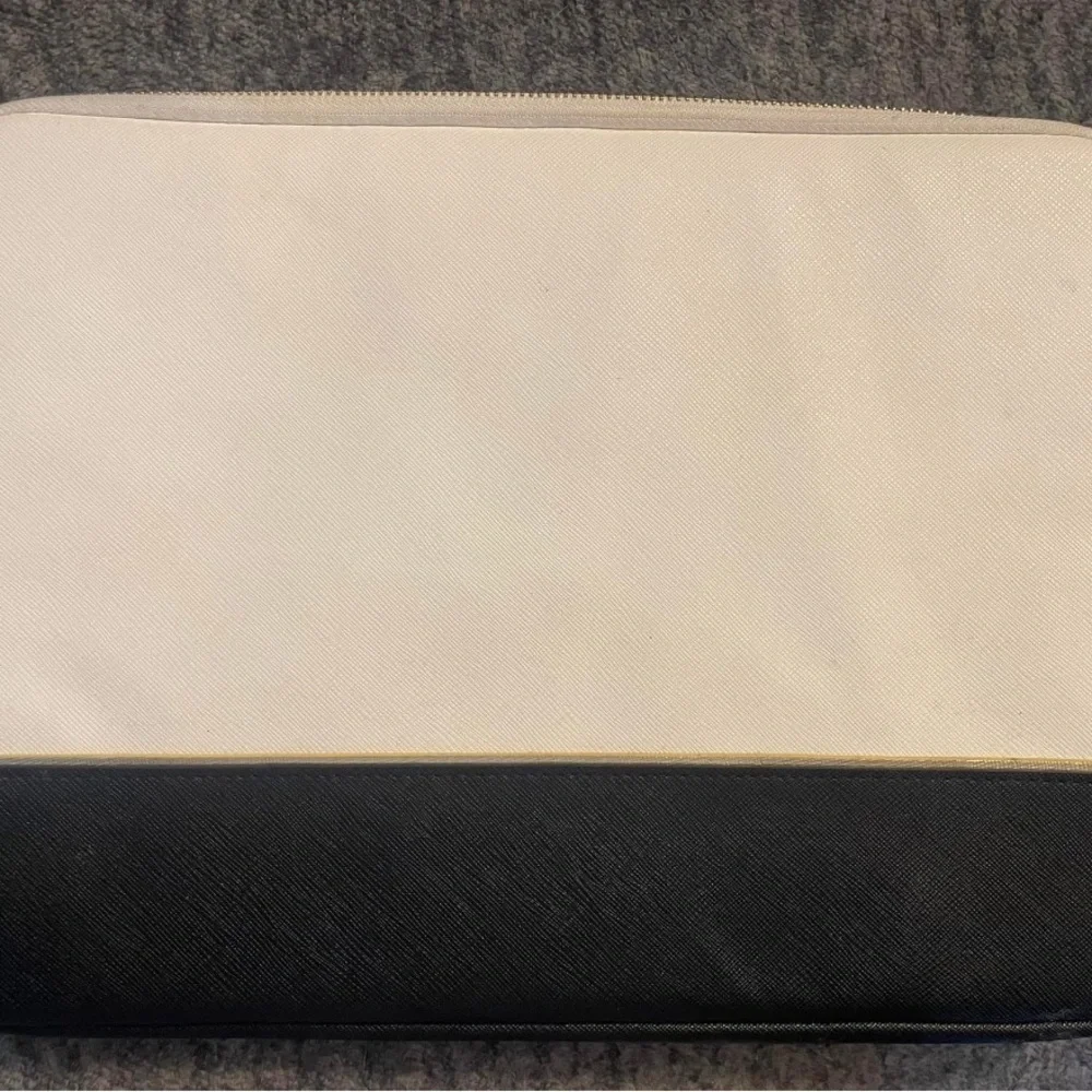 Kate Spade Leather Laptop case 13in / 15in